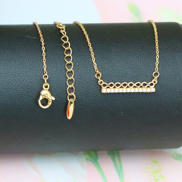 "Elegant Rose Gold Bar Necklace with Geometric Crystal Accent, XPNL1895 - Picture 8 of 13